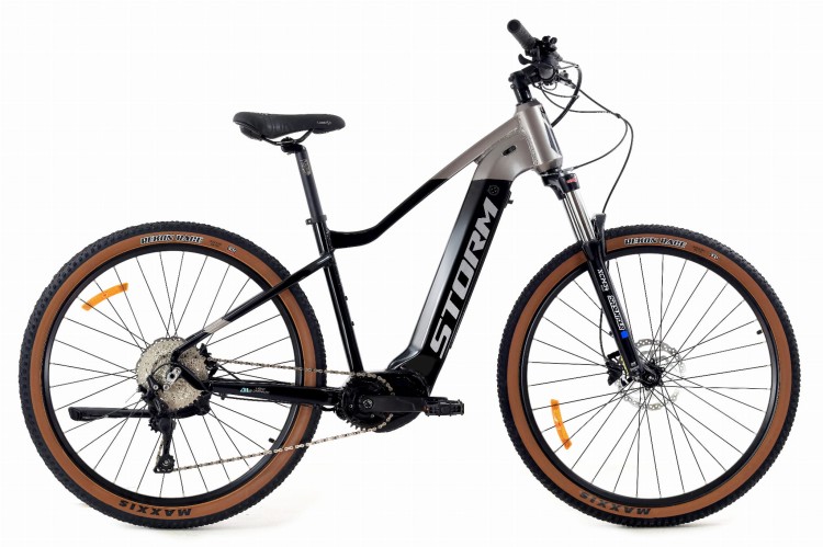 stella 4 brudny róż cxarny.jpg